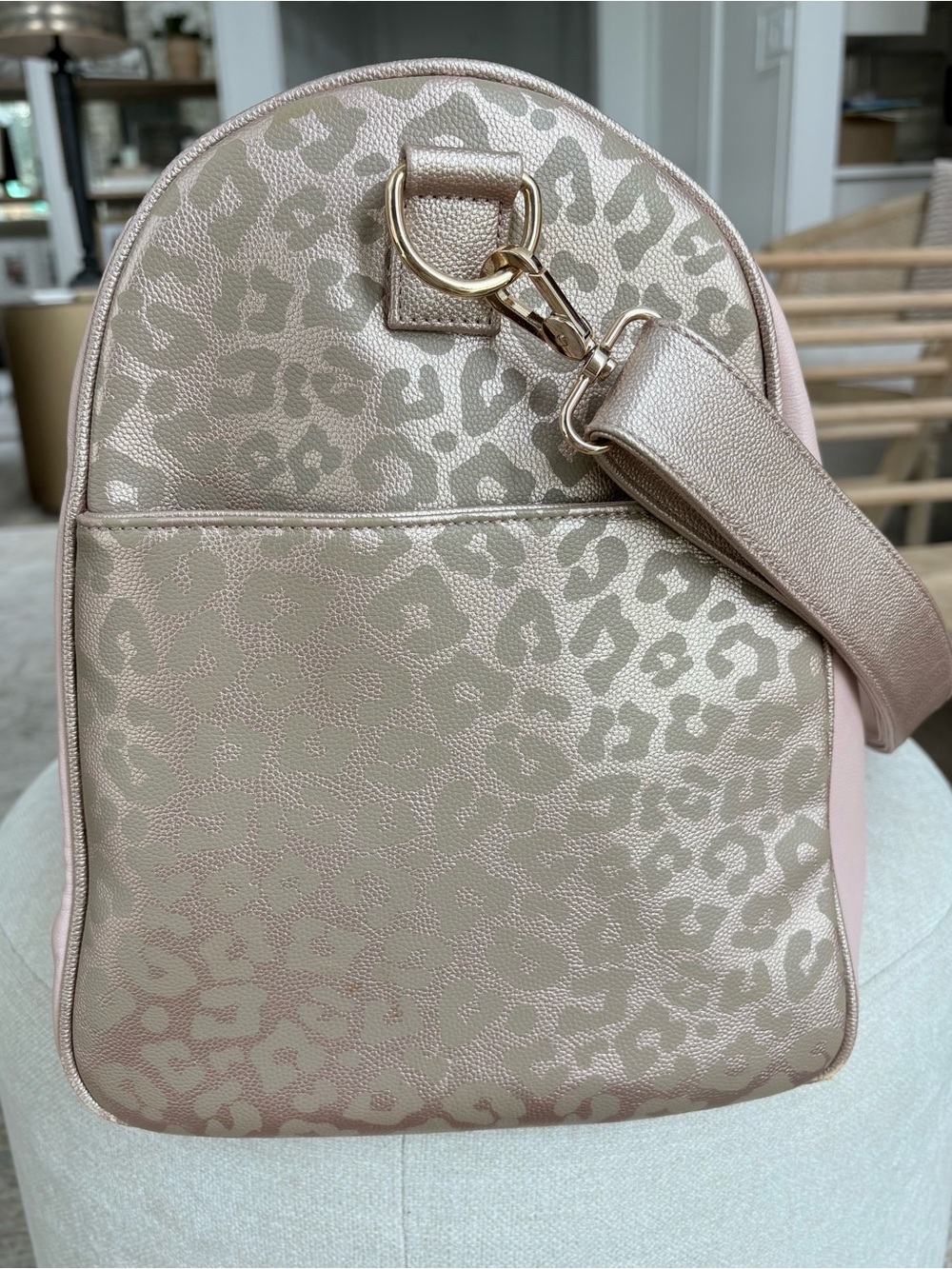 Adorable Hollis Lux Weekender Bag, Blush & Rose Gold - Picture 3 of 12